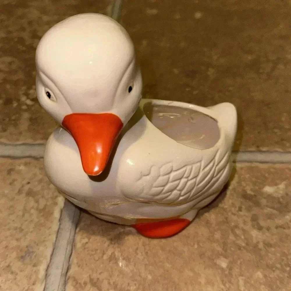 VINTAGE white ceramic duck goose bird planter accent trinket dish made in Taiwan - Picture 5 of 11
